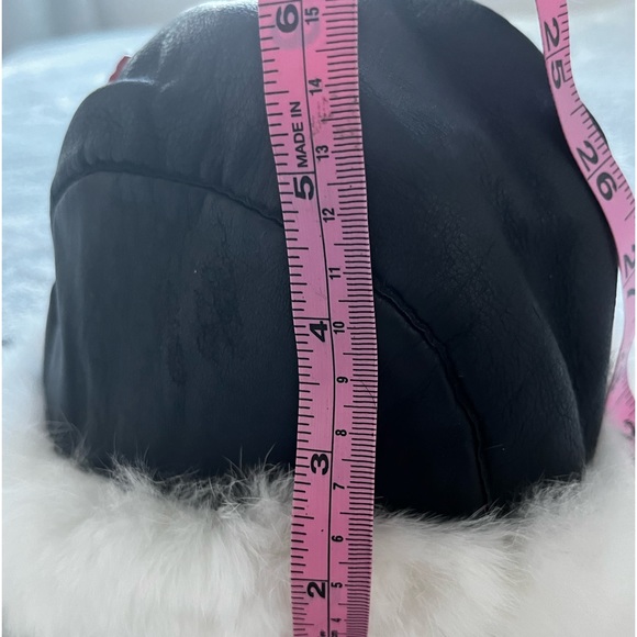 Indigenous Design Hat - Picture 7 of 9